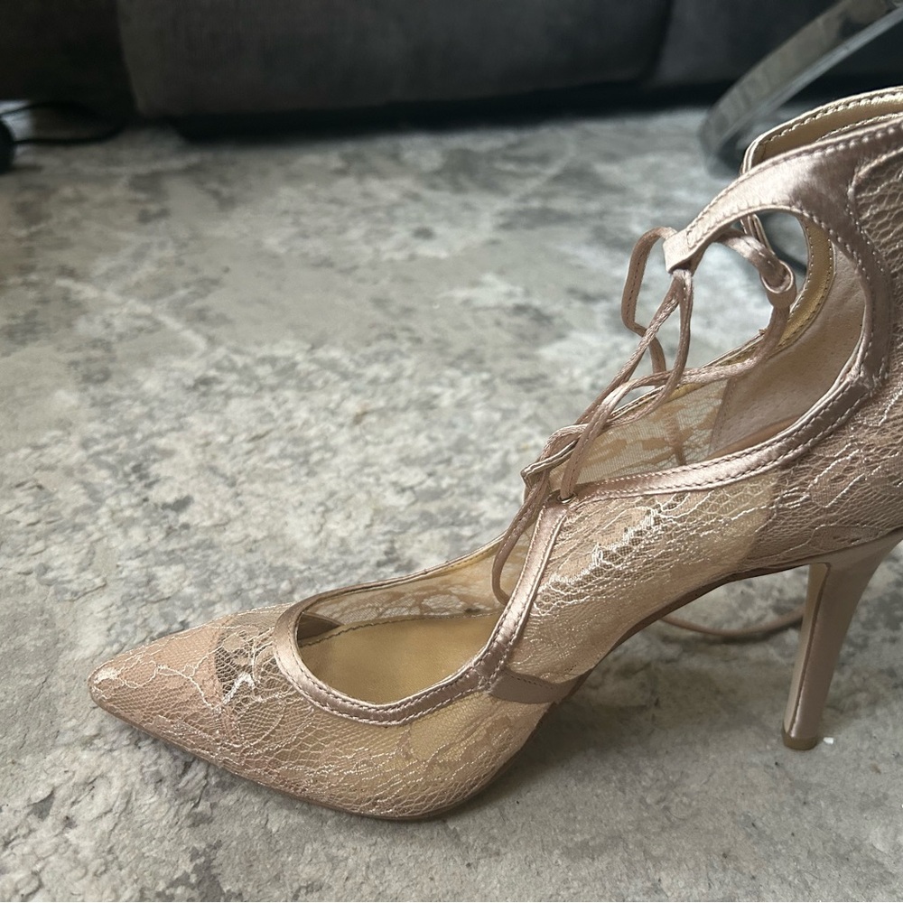 Badgley Mischka Lace-Up Heels in Tan and Cream